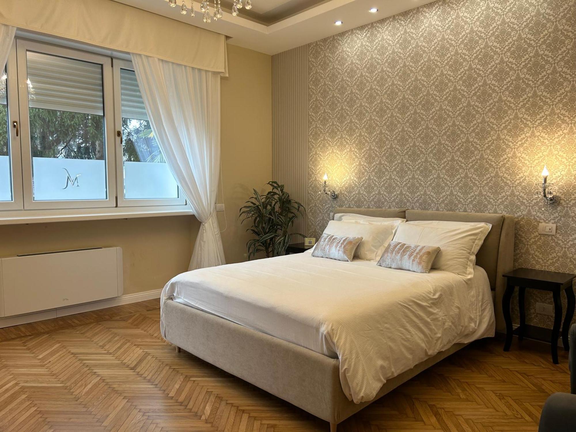 Villa Marchese Lake Maggiore Сомма-Ломбардо Екстер'єр фото