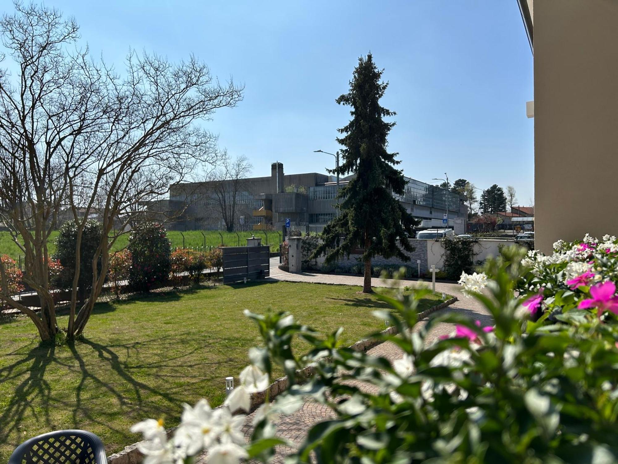 Villa Marchese Lake Maggiore Сомма-Ломбардо Екстер'єр фото