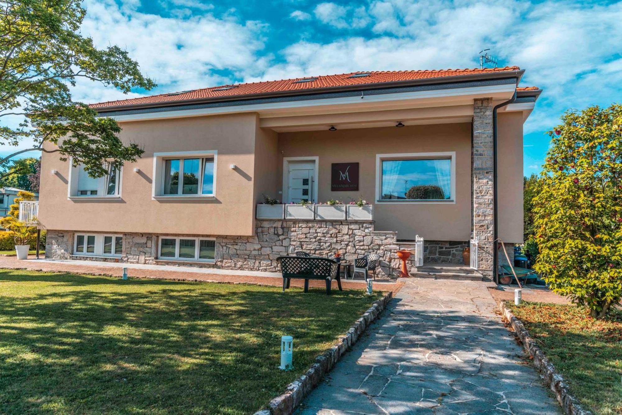 Villa Marchese Lake Maggiore Сомма-Ломбардо Екстер'єр фото