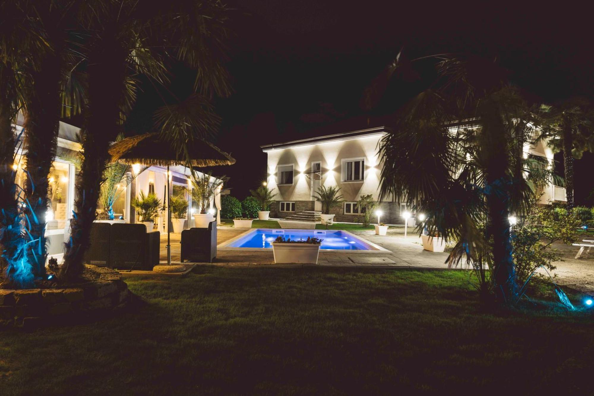 Villa Marchese Lake Maggiore Сомма-Ломбардо Екстер'єр фото